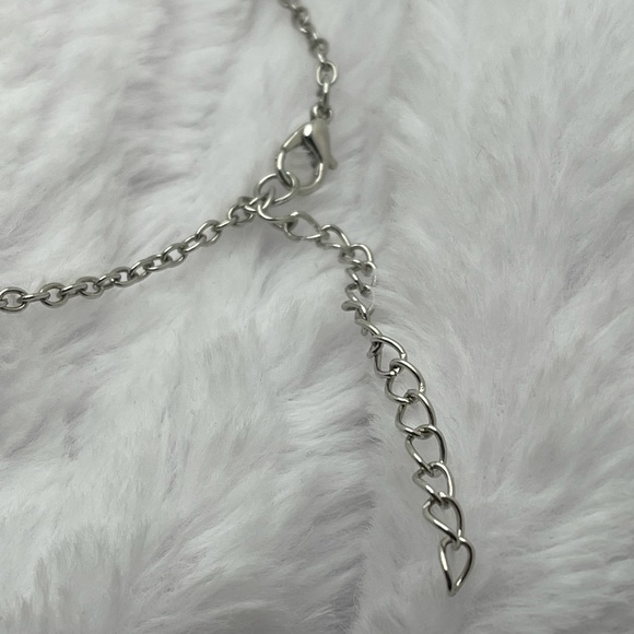 Medallion Pendant Long Silver Tone Necklace - Picture 7 of 12